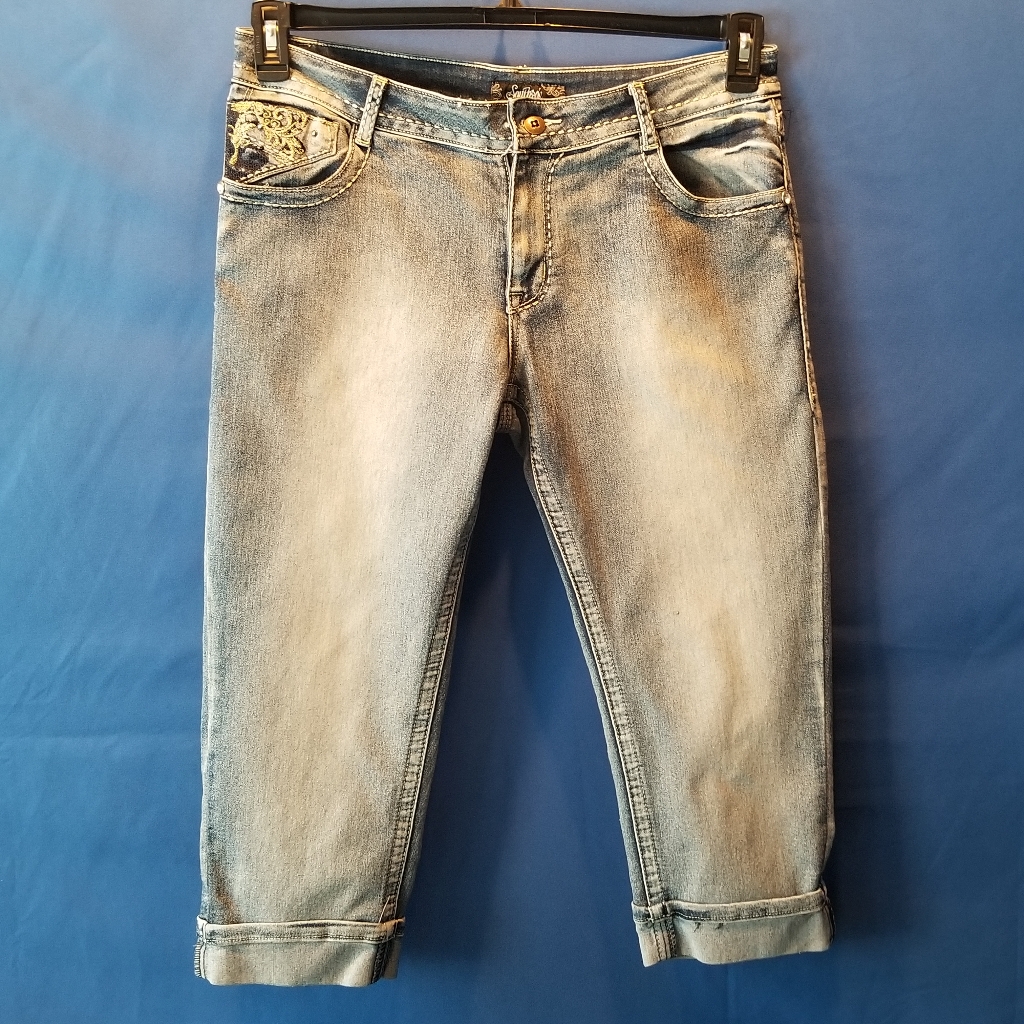 Southpole Cuffed Capri Jeans